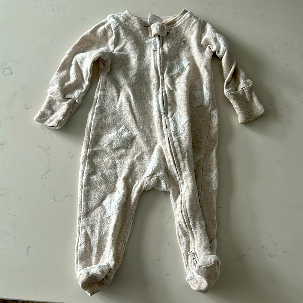 Boys gently used clothing item